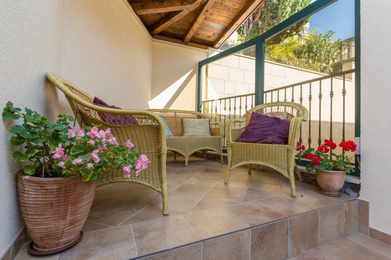 Apartments Villa Victoria I Ragusa Esterno foto
