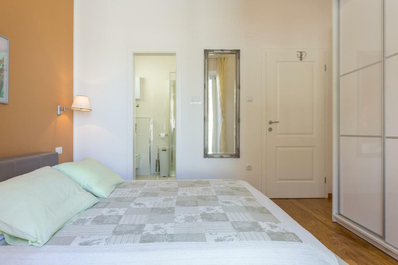 Apartments Villa Victoria I Ragusa Esterno foto