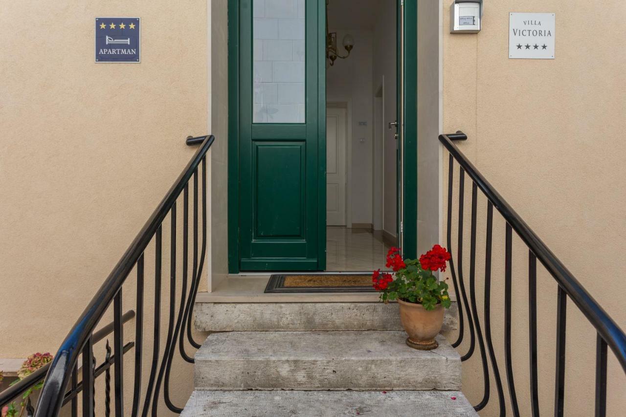 Apartments Villa Victoria I Ragusa Esterno foto