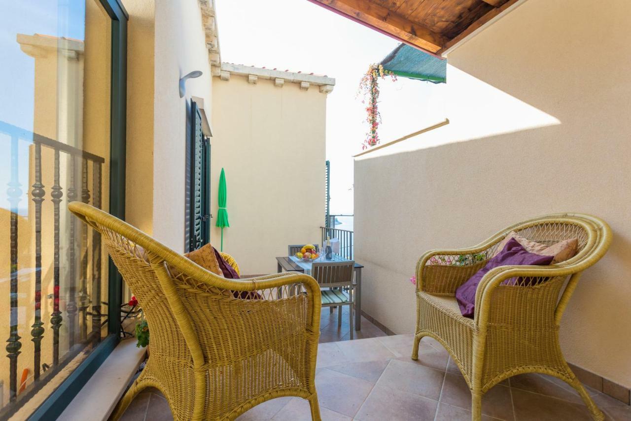Apartments Villa Victoria I Ragusa Esterno foto
