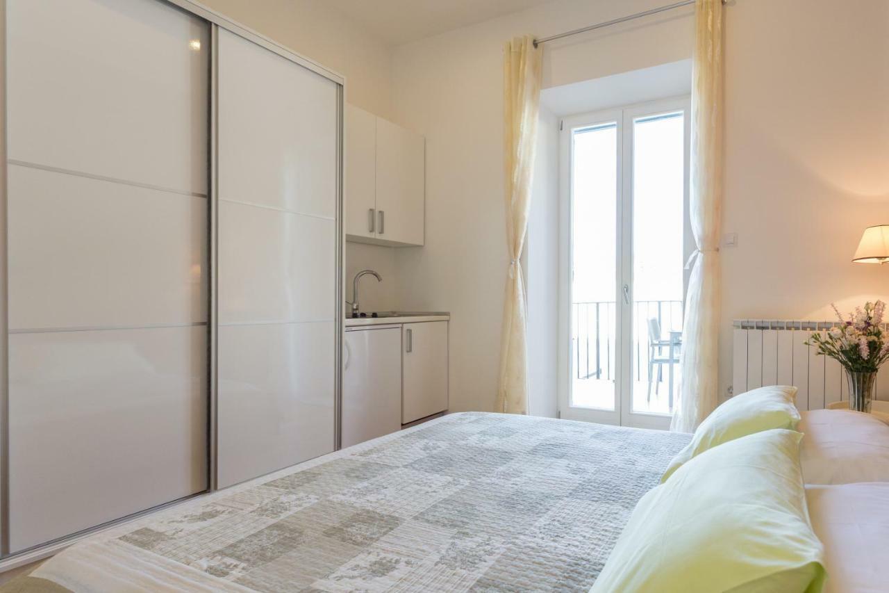 Apartments Villa Victoria I Ragusa Esterno foto